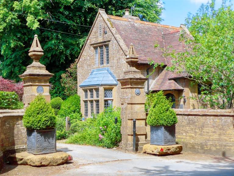 Cottage Crewkerne