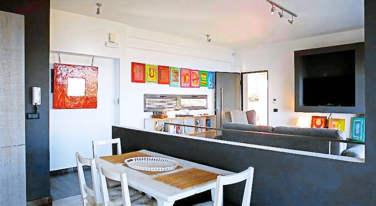 Fully equipped nice villa with private pool & barbecue | Perfect for remote work | Pet-friendly — photo 2