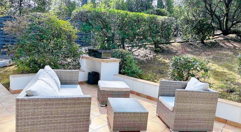 Fully equipped lovely villa with BBQ, patio & garden | Close to the beach | Good for workation | Pets are welcome — photo 5