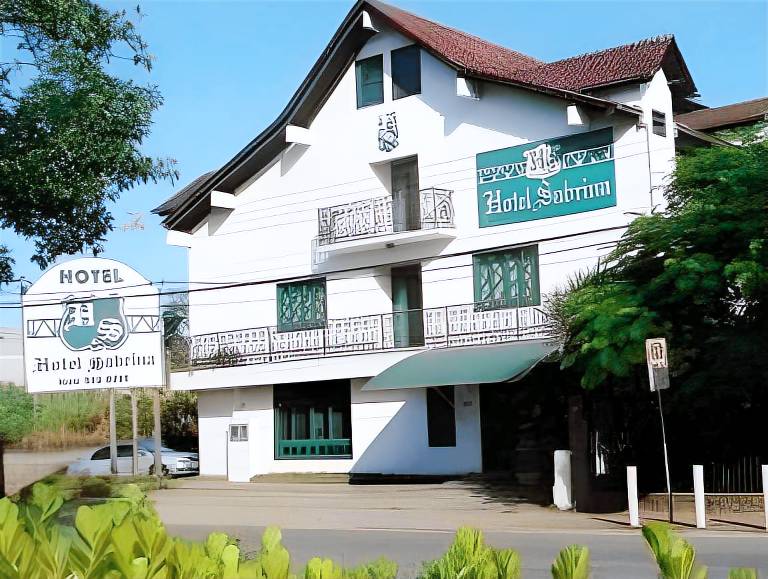 Bristol Sabrina Hotel de Charme Joinville in Joinville