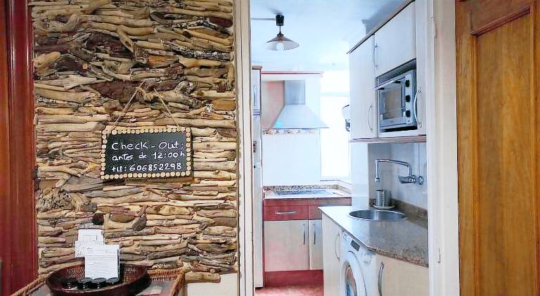 Holiday apartment with 2 rooms for 4 persons — photo 4