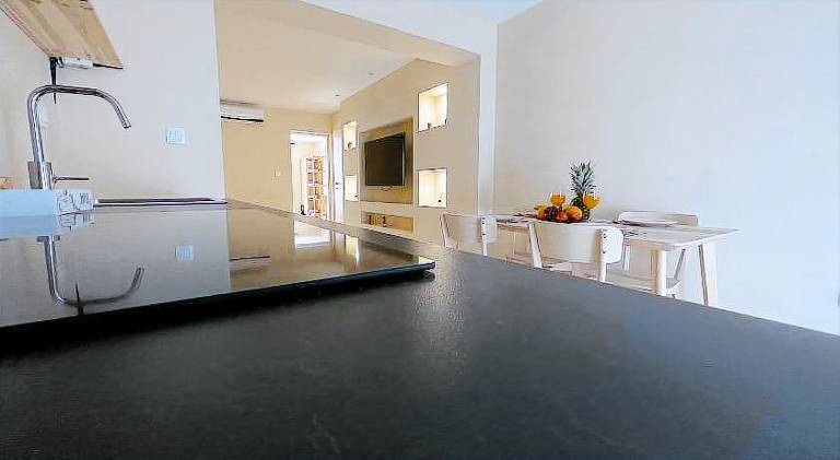 Rental apartment with patio | Pet-friendly — photo 5