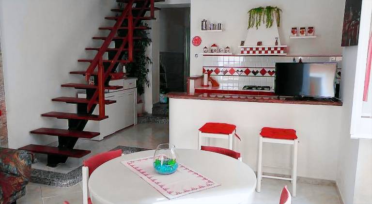 Apartment with 2 rooms for 5 persons — photo 4