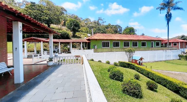 Beautiful lodge with pool, yard & terrace | Perfect for remote work | Pet-friendly — photo 3