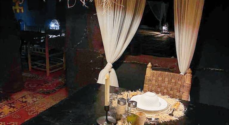 Tent with patio & yard — photo 4
