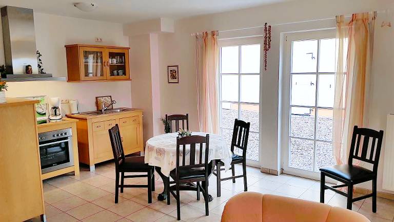 Apartment with terrace — photo 2