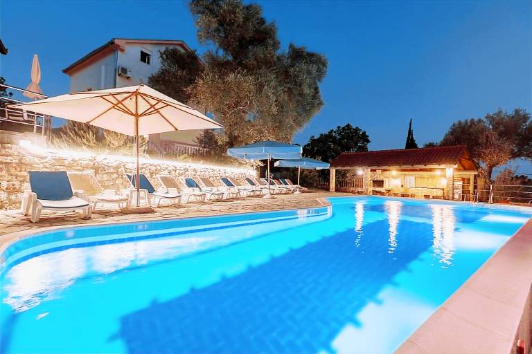 Apartments Villa Mia