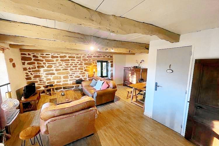 Fully equipped vacation home with BBQ, patio & garden | Pets allowed — photo 2