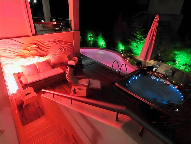 Serviced apartment with patio, jacuzzi & pool | Close to the beach | Pets are welcome — photo 4