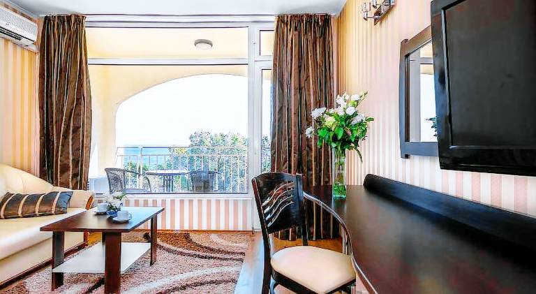 ELPIDA Hotel - All Inclusive & Beach Front — photo 2