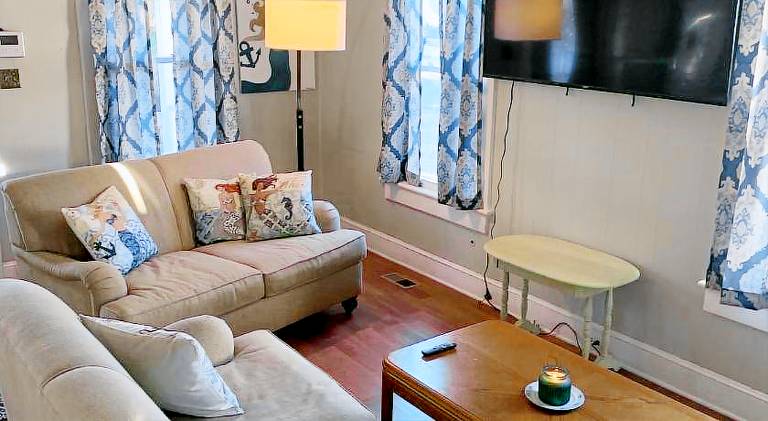 House | Perfect for remote work | Pets are welcome — photo 2