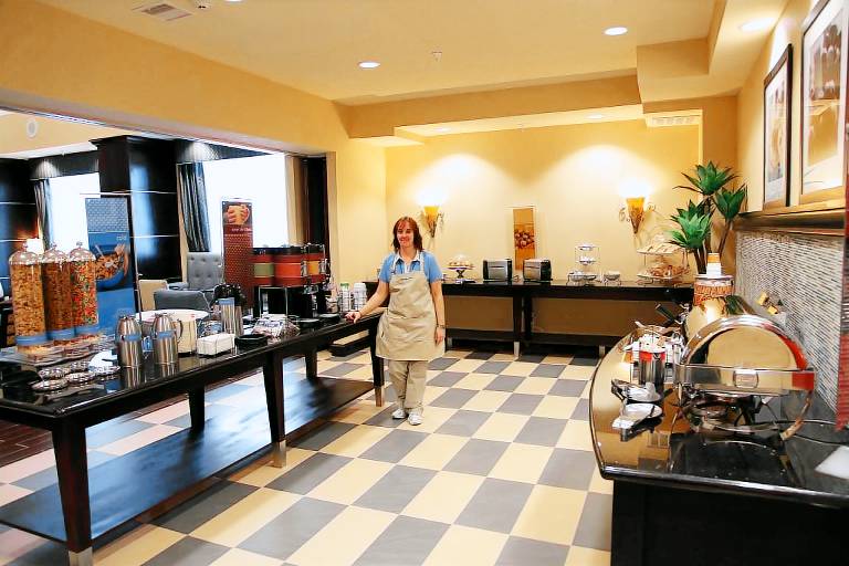 Hampton Inn & Suites by Hilton Carlsbad — photo 5