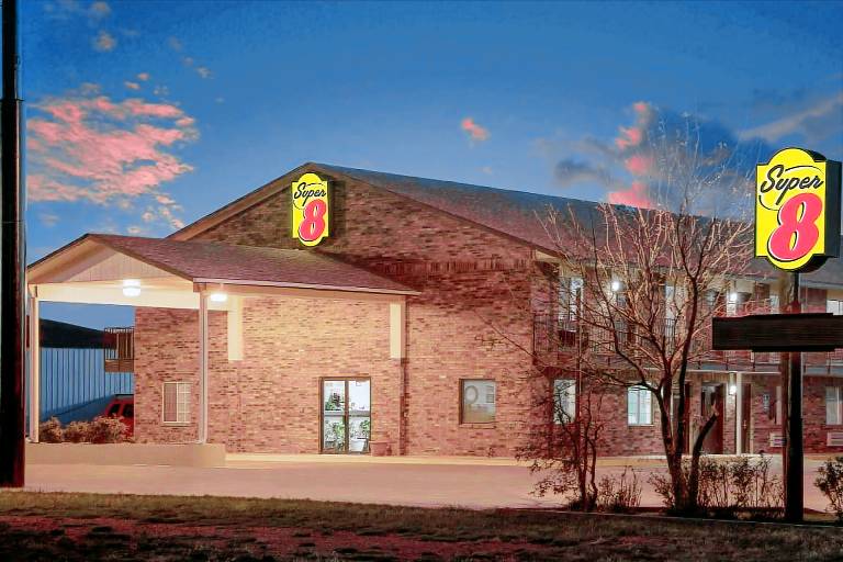 Super 8 By Wyndham Dumas Tx — photo 4