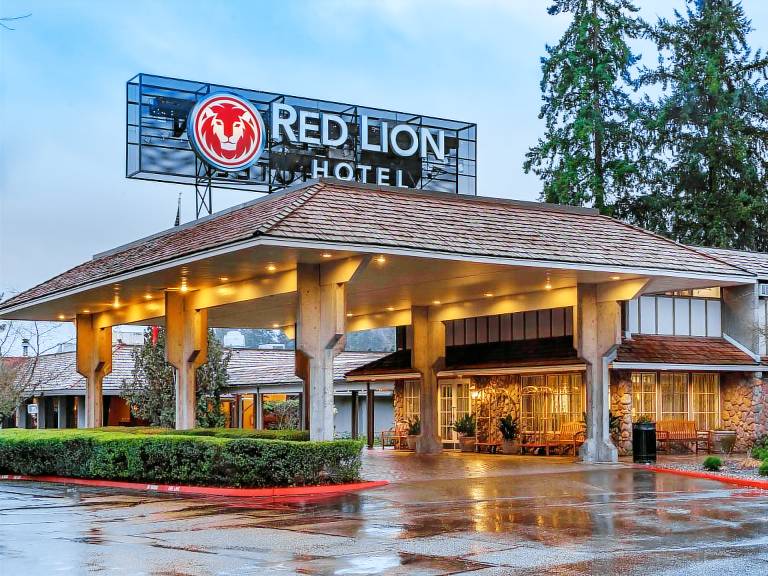 Red Lion Hotel Bellevue in Bellevue, WA