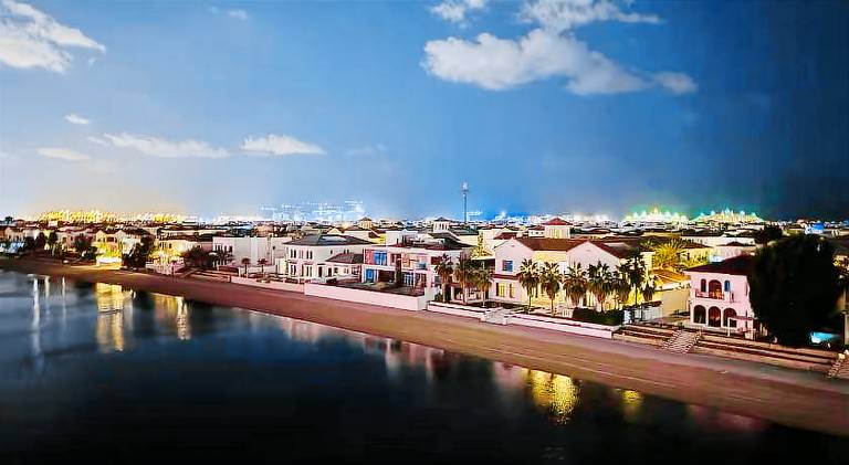 Holiday apartment with pool | Near Palm Jumeirah in Abu Dhabi