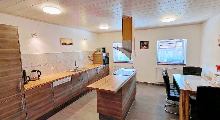 Spacious rental apartment with private pool, sauna & terrace | Dogs allowed — photo 4