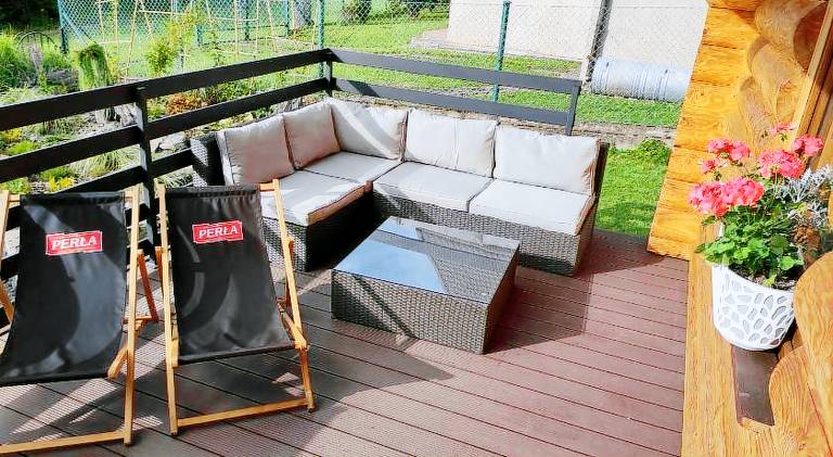 Chalet with hot tub & pool | Pets allowed — photo 4