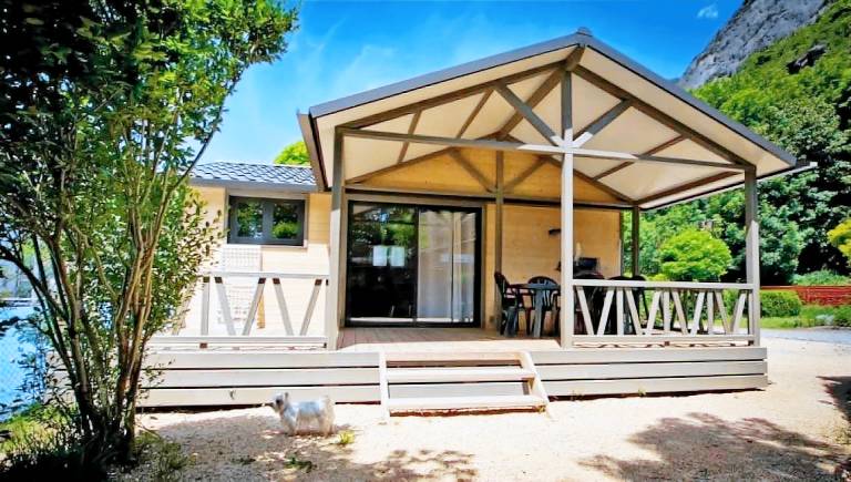 Chalet with heated pool & barbecue — photo 3