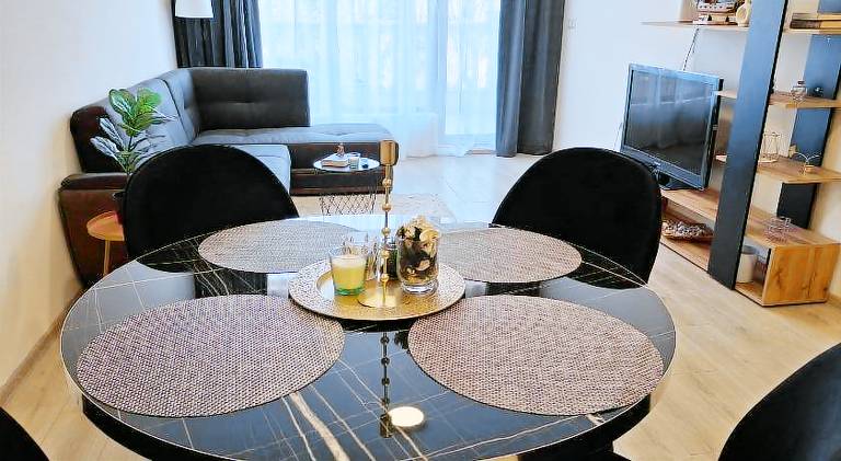 Summertime in Varna South Bay Beach Residence — photo 4