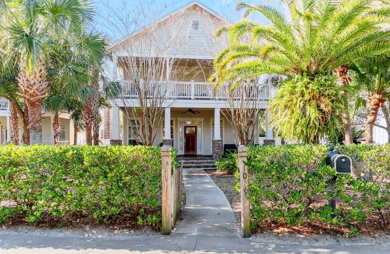 Shayna Playa - 1069 Demere Road — photo 4