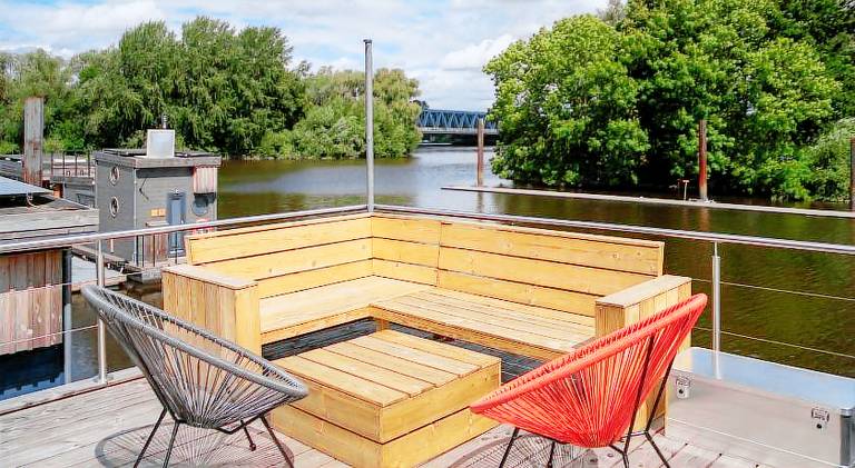 Charming boat | Beach nearby | Pet-friendly — photo 2