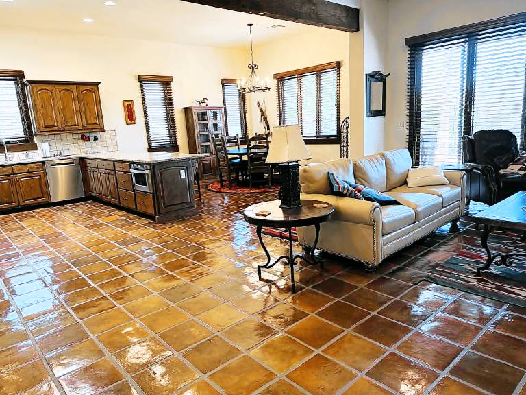 House Tubac