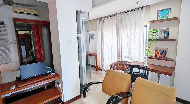 Family-oriented serviced apartment with garden, barbeque & hot tub | Pets allowed — photo 5