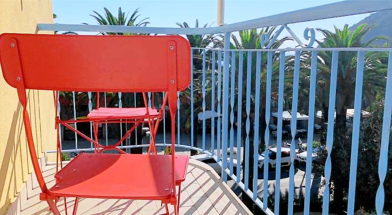 Nice rental apartment | Next to the beach | Pet-friendly in Moneglia
