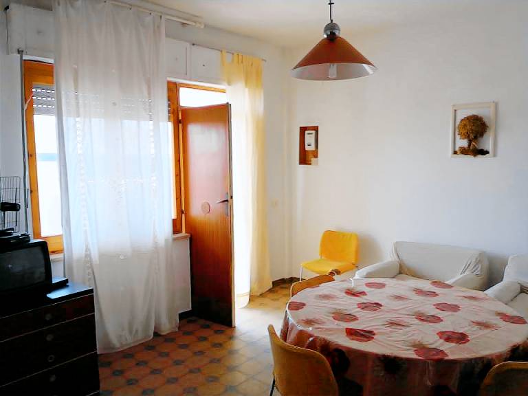 House with 3 rooms for 6 persons — photo 2
