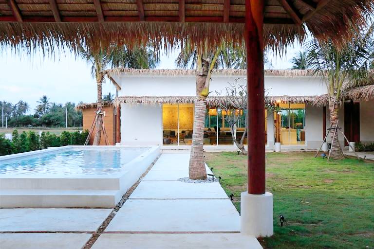 Child-friendly nice villa with grill, yard & pool | Good for workation | Pets are welcome — photo 3
