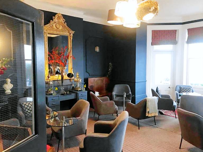 West Rocks Townhouse — photo 2