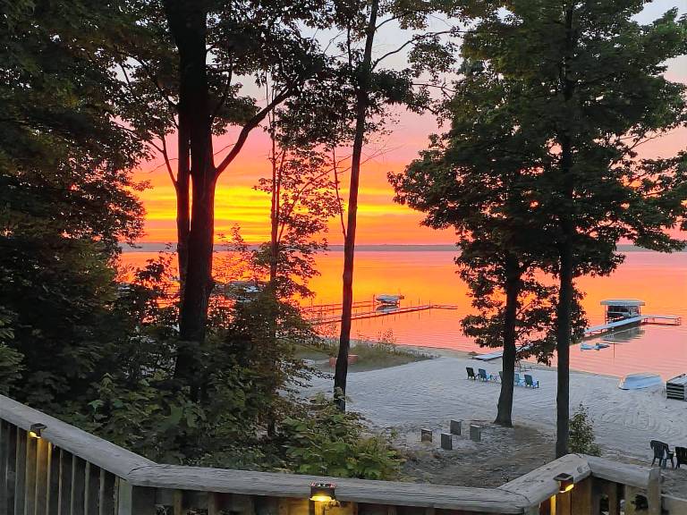 Cottage Lake City
