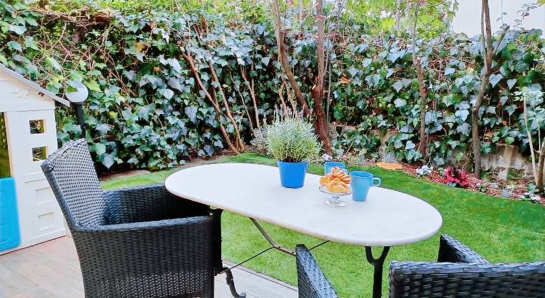 Holiday apartment with 2 rooms for 4 persons in Pozzolengo