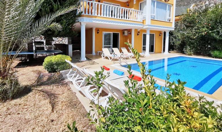 Villa  Tepe Mahallesi