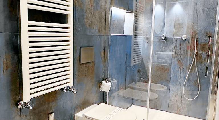 Pleasant rental apartment with jacuzzi | Dogs allowed — photo 2