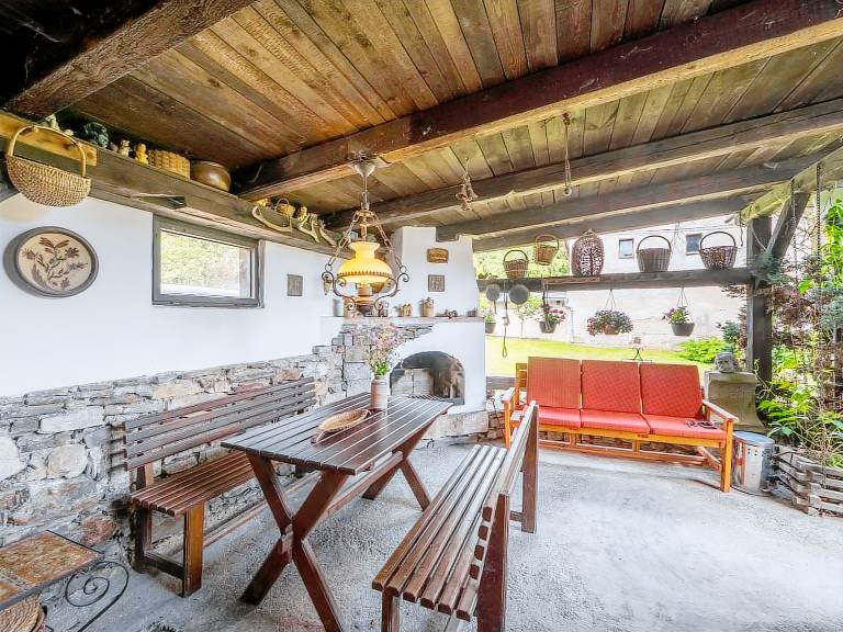 House with terrace, yard & barbeque — photo 4