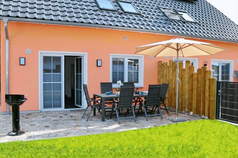 Fully equipped big house with barbeque & terrace | Beach nearby | Dogs allowed in Breege