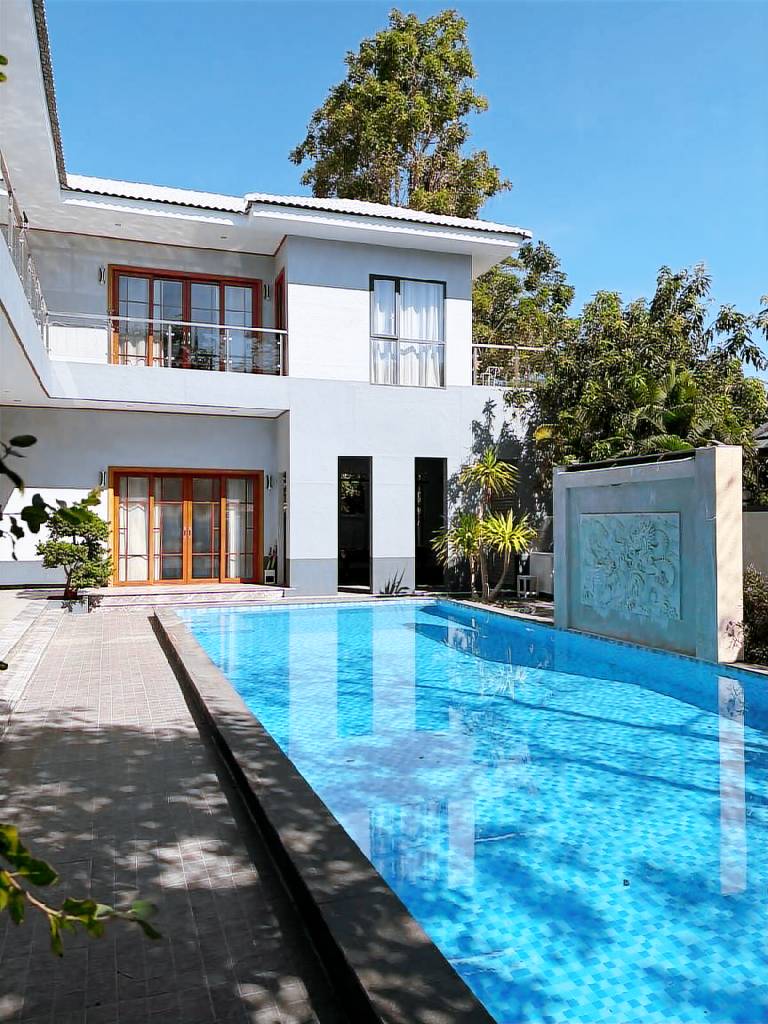 Vacation home with 5 rooms for 10 persons in Pattaya