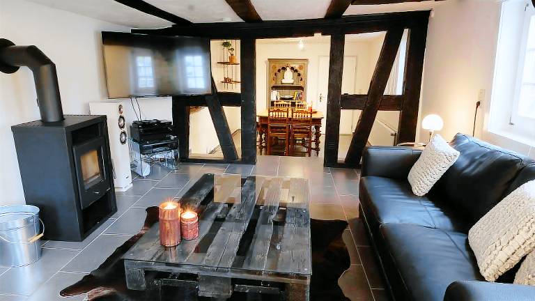 Holiday Apartment 'Haus Auenland' with Shared Terrace, Shared Garden and Wi-Fi in Giessen