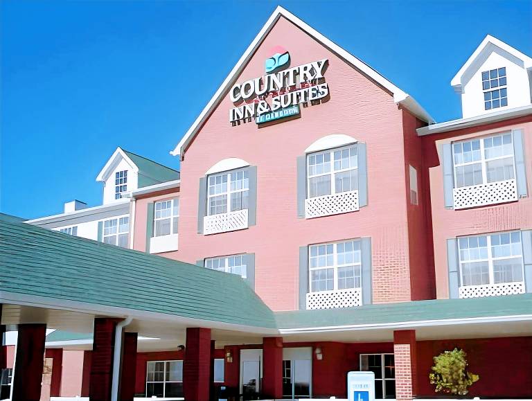 Country Inn & Suites by Radisson, Coralville, IA in Coralville, IA