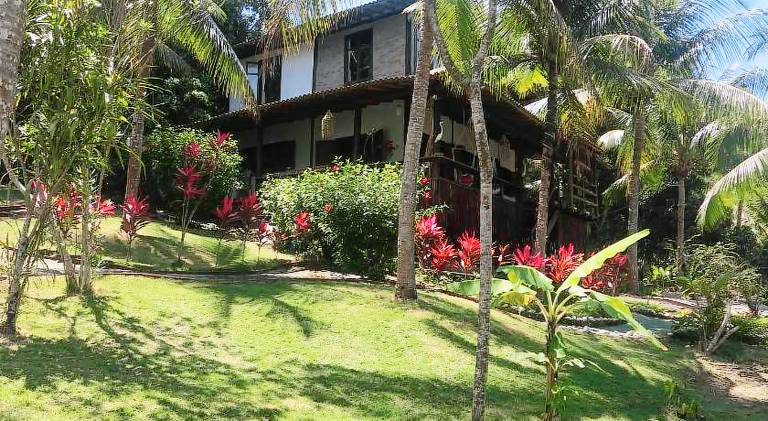 Charming vacation home | Next to the beach | Pets are welcome in Cairu