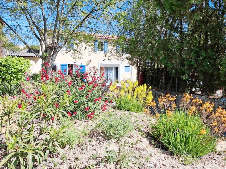 Gite with garden & BBQ — photo 2
