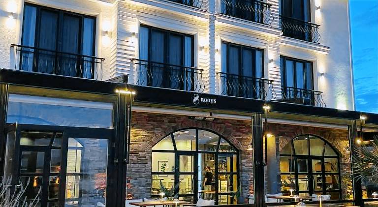 8 Rooms Hotel in Gallipoli