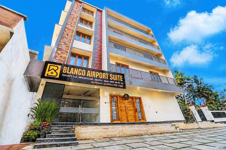 BLANCO AIRPORT SUITE