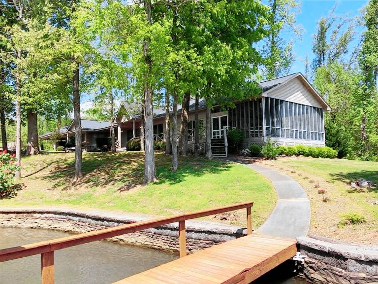 House Guntersville