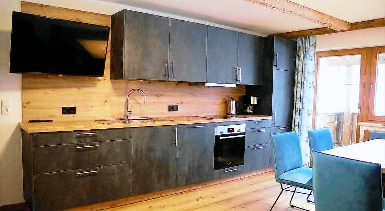 Charming holiday apartment with garden & patio | Dogs allowed — photo 3