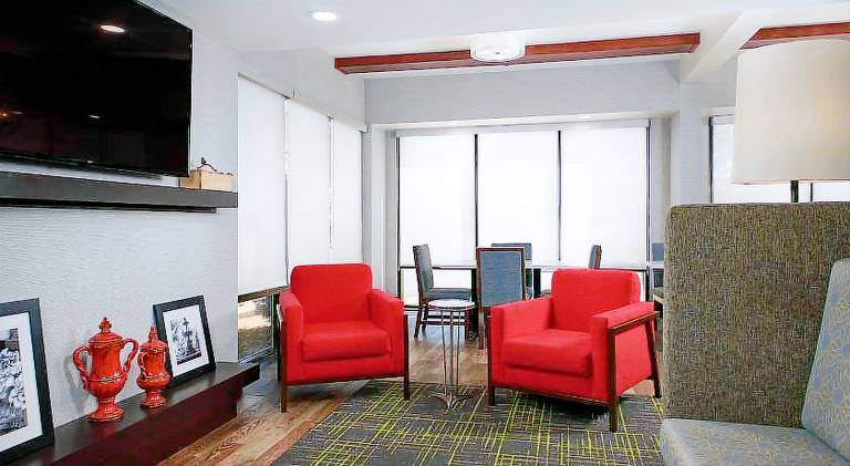 Hampton Inn by Hilton Atlanta NW Cumberland — photo 2