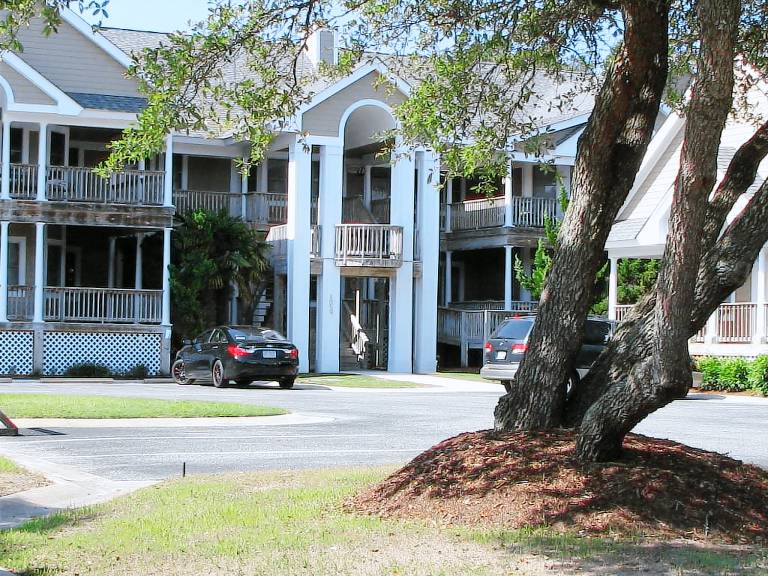 Condo  Corolla