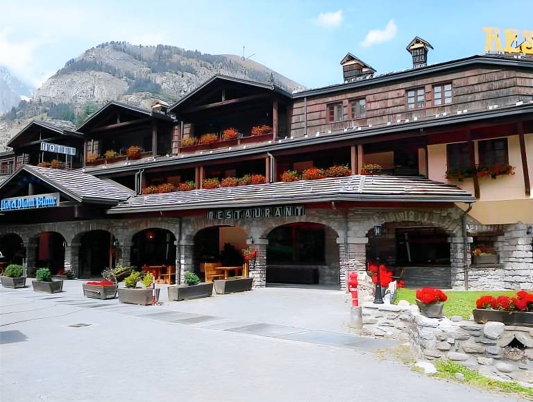 Hotel Mont Blanc in Courmayeur