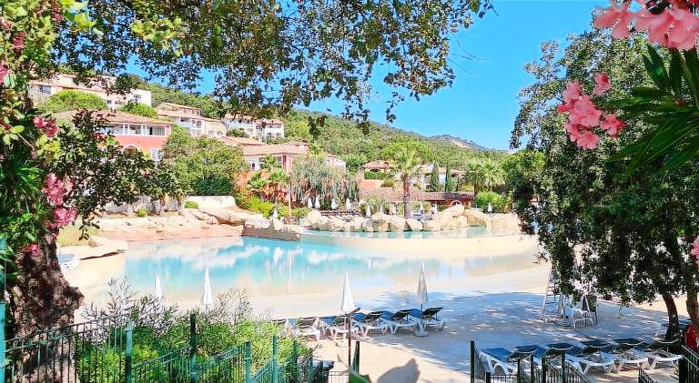 Pleasant house with pool | Pets are welcome — photo 3